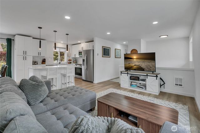 22202 129th Street E, Bonney Lake, WA 98391