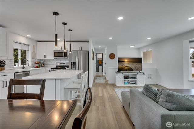 22202 129th Street E, Bonney Lake, WA 98391