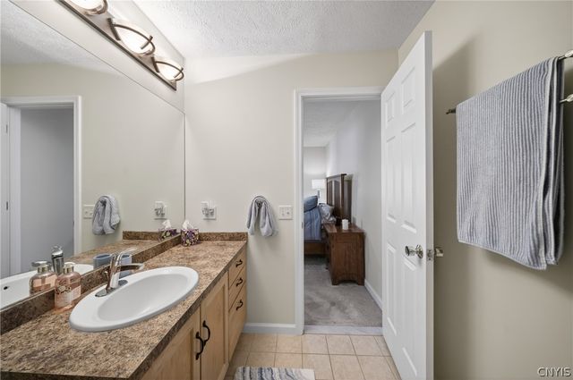 4187 Mistral Circle, Clay, NY 13090