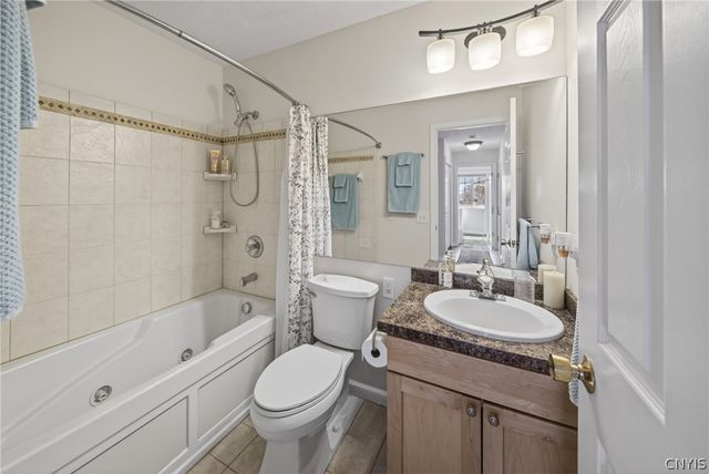 4187 Mistral Circle, Clay, NY 13090