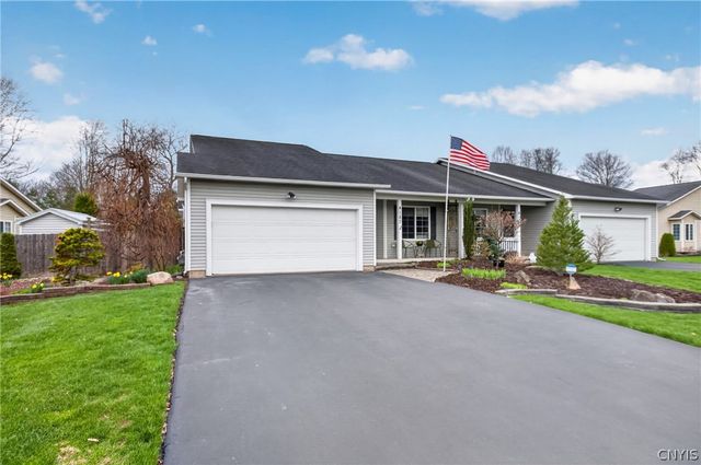 4187 Mistral Circle, Clay, NY 13090