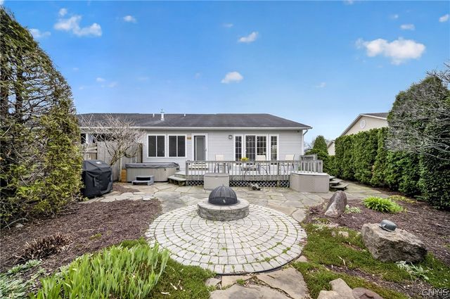 4187 Mistral Circle, Clay, NY 13090