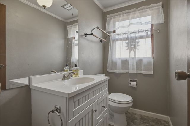 117 Carries Dr, Burgettstown Boro, PA 15021