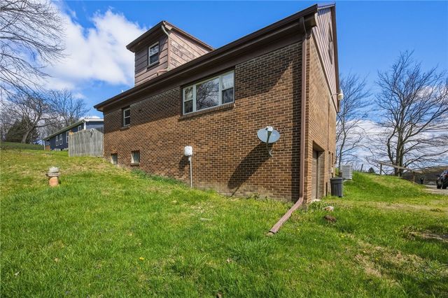 117 Carries Dr, Burgettstown Boro, PA 15021