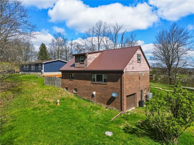 117 Carries Dr, Burgettstown Boro, PA 15021