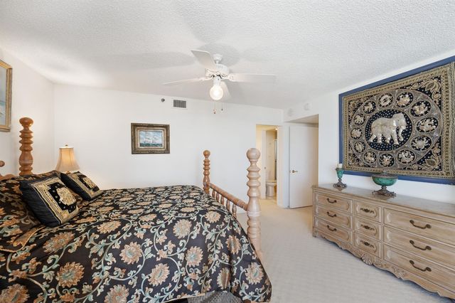 3560 S Ocean Boulevard Ph-6, South Palm Beach, FL 33480
