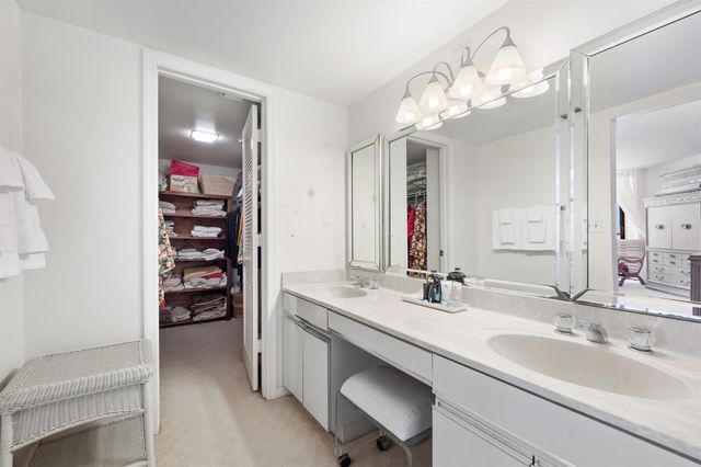 3560 S Ocean Boulevard Ph-6, South Palm Beach, FL 33480