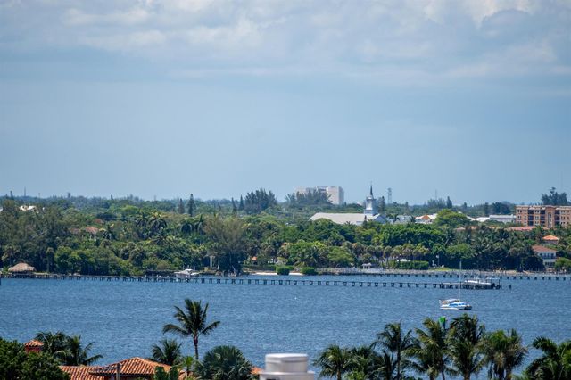 3560 S Ocean Boulevard Ph-6, South Palm Beach, FL 33480