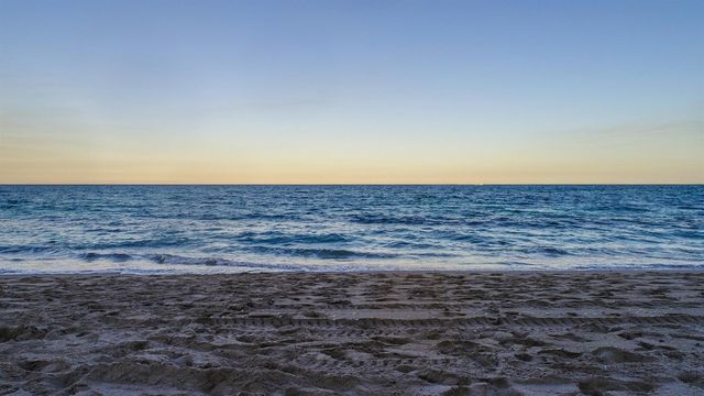 3560 S Ocean Boulevard Ph-6, South Palm Beach, FL 33480