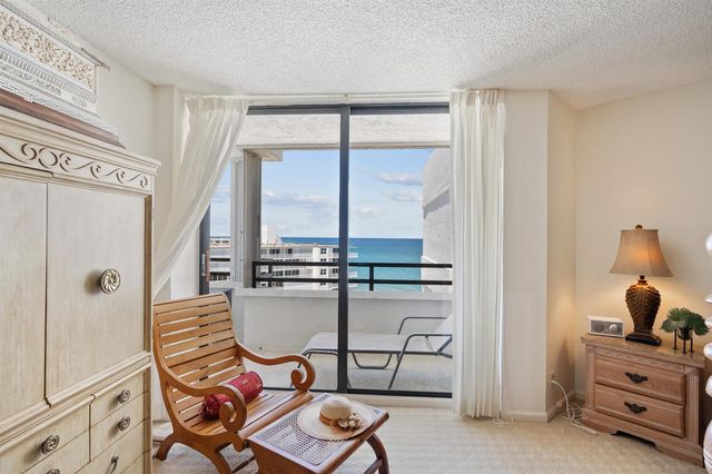 3560 S Ocean Boulevard Ph-6, South Palm Beach, FL 33480