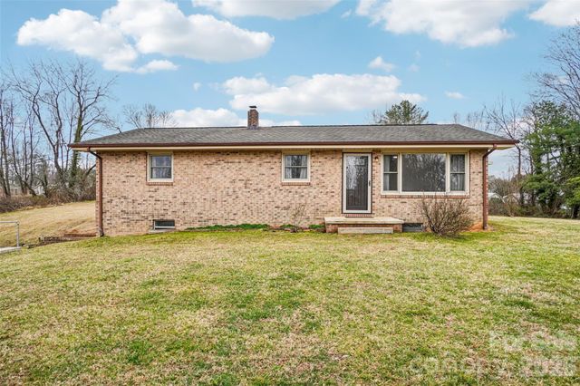 277 Powell Street, Hendersonville, NC 28792