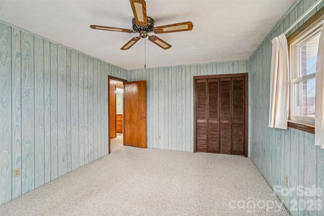 277 Powell Street, Hendersonville, NC 28792