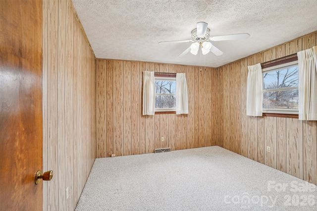 277 Powell Street, Hendersonville, NC 28792