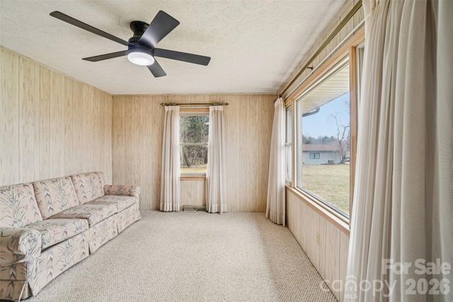 277 Powell Street, Hendersonville, NC 28792