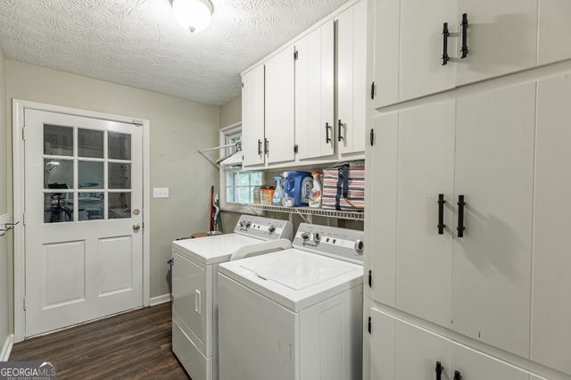 3672 Stonelake Court SW, Lilburn, GA 30047