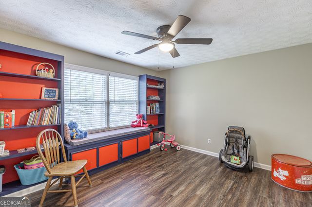 3672 Stonelake Court SW, Lilburn, GA 30047