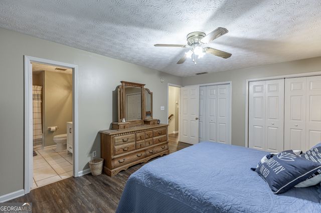 3672 Stonelake Court SW, Lilburn, GA 30047