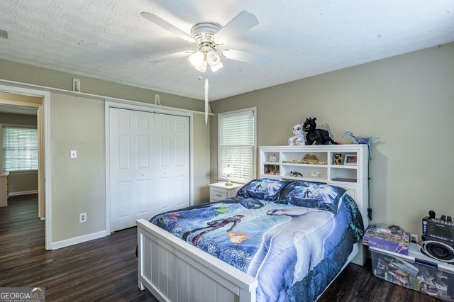 3672 Stonelake Court SW, Lilburn, GA 30047