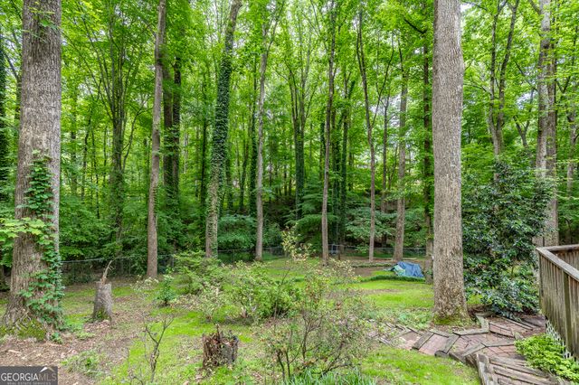 3672 Stonelake Court SW, Lilburn, GA 30047