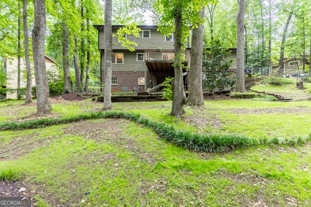 3672 Stonelake Court SW, Lilburn, GA 30047