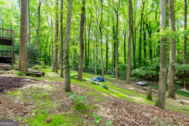 3672 Stonelake Court SW, Lilburn, GA 30047