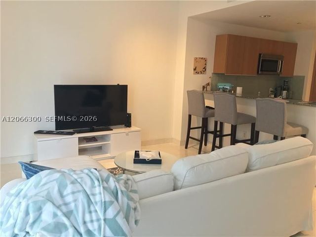 1050 Brickell Ave 2322, Miami, FL 33131
