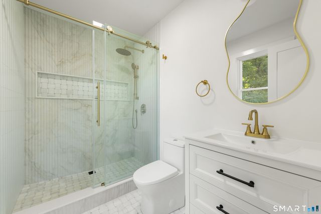 105 Glenville Street, Greenwich, CT 06831