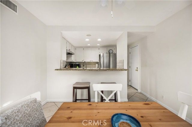 5573 E Vista Del Rio, Anaheim, CA 92807