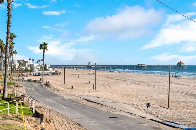 16602 Jib Circle C, Huntington Beach, CA 92649