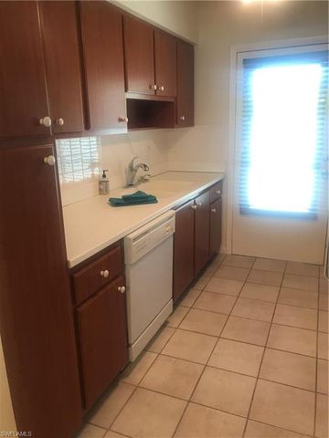 216 Banyan BLVD # 216, Naples, FL 34102