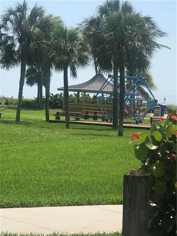 216 Banyan BLVD # 216, Naples, FL 34102