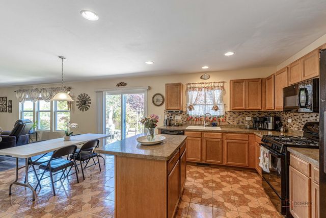 4004 Cypress Drive, Zion, IL 60099
