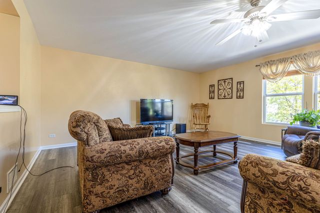 4004 Cypress Drive, Zion, IL 60099