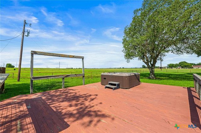 11077 County Road 440, Thorndale, TX 76577