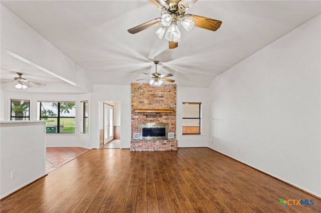 11077 County Road 440, Thorndale, TX 76577