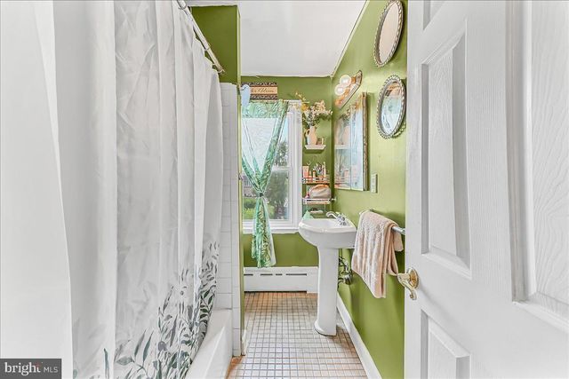 4129 GARRETT RD, Drexel Hill, PA 19026