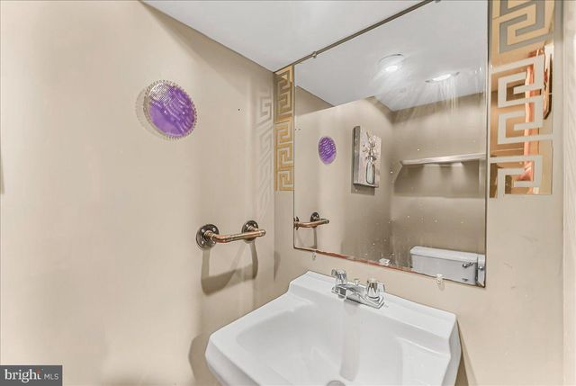 4129 GARRETT RD, Drexel Hill, PA 19026