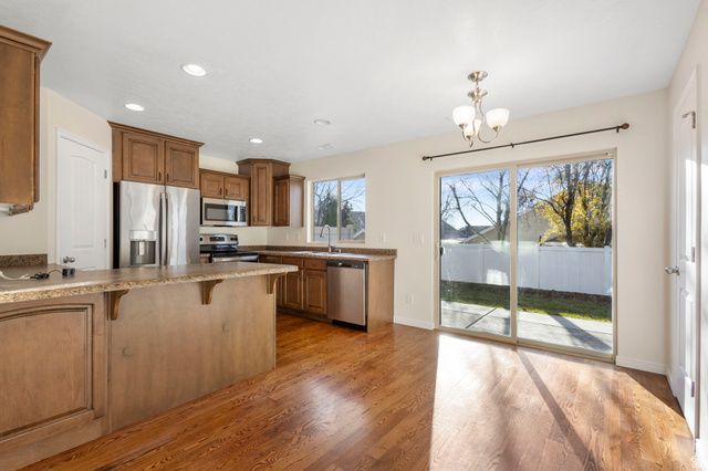 157 ARLINGTON WAY, North Ogden, UT 84414