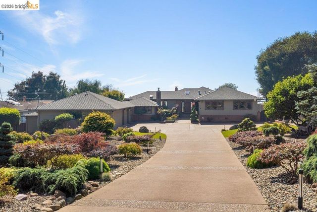 8765 Terrace Drive, El Cerrito, CA 94530