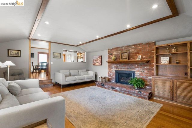 8765 Terrace Drive, El Cerrito, CA 94530