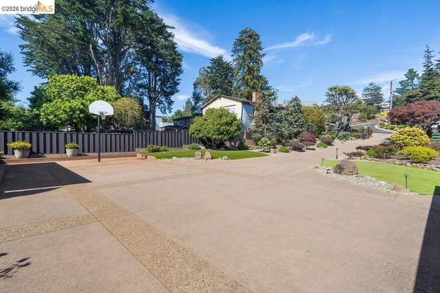 8765 Terrace Drive, El Cerrito, CA 94530