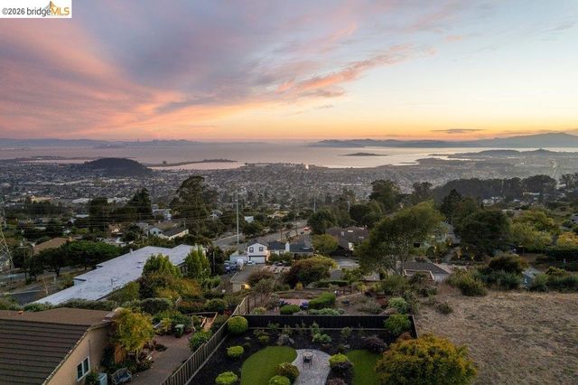 8765 Terrace Drive, El Cerrito, CA 94530