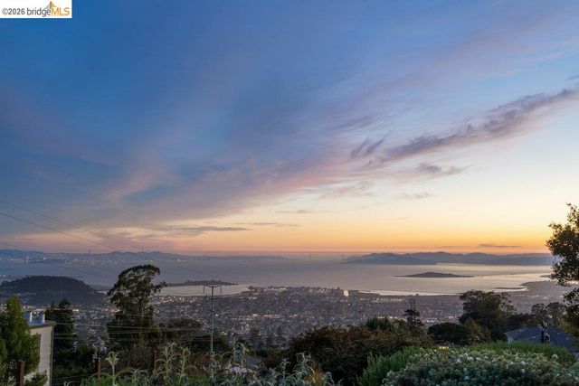 8765 Terrace Drive, El Cerrito, CA 94530