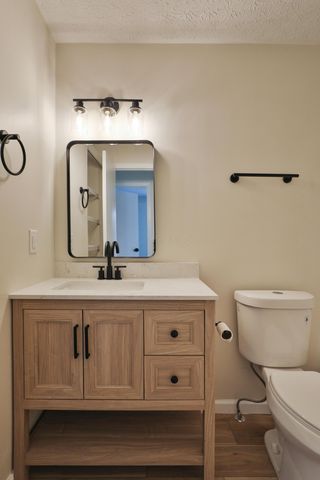 989 Lavender Lane, Columbus, OH 43207