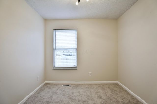 989 Lavender Lane, Columbus, OH 43207