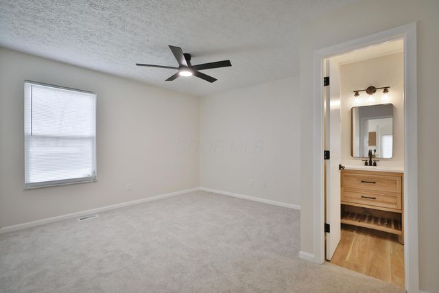 989 Lavender Lane, Columbus, OH 43207