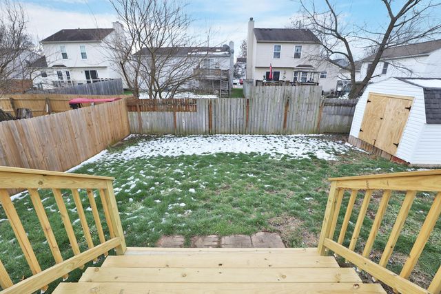 989 Lavender Lane, Columbus, OH 43207