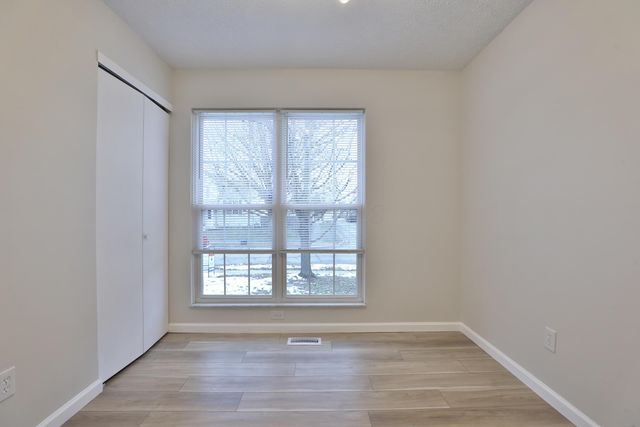 989 Lavender Lane, Columbus, OH 43207