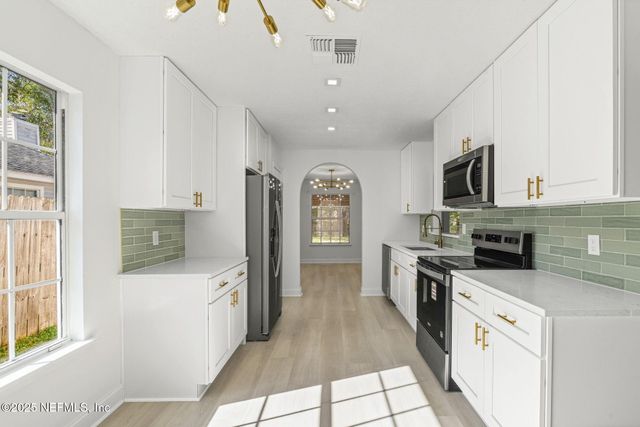 1942 CALUSA Trail, Middleburg, FL 32068