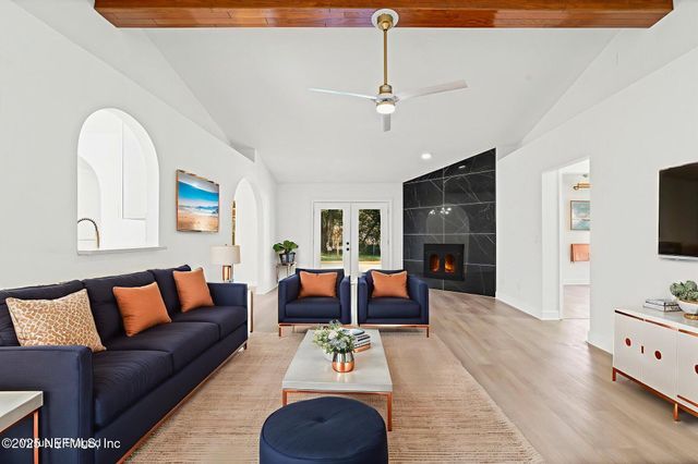 1942 CALUSA Trail, Middleburg, FL 32068